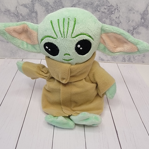 Star Wars 8" Mandalorian Plush Toy by Galerie Baby Yoda - Picture 1 of 7